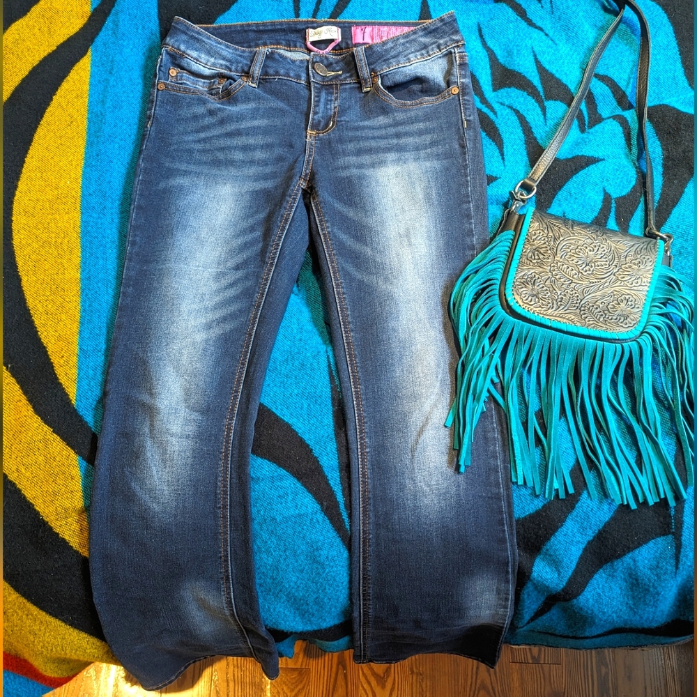 3 For $20 Indigo rein flare jeans